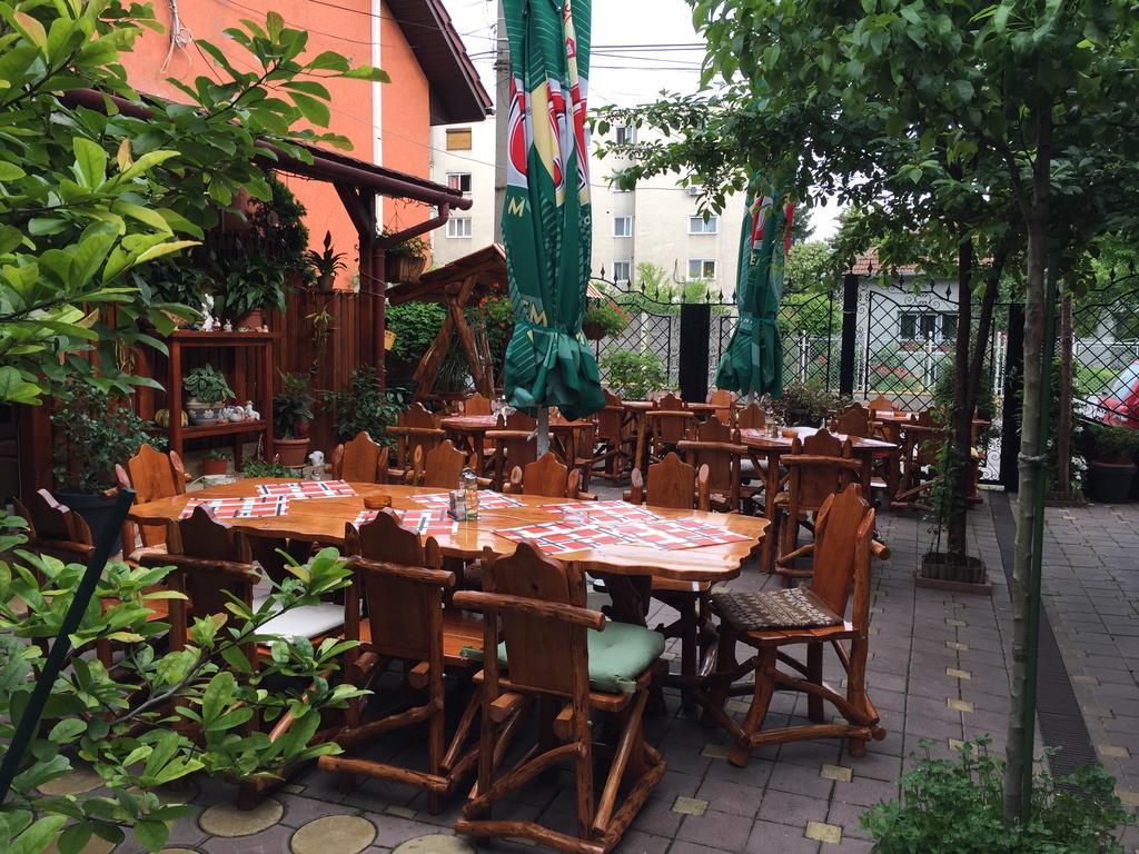 Casa Belazur Hotel Deva Buitenkant foto