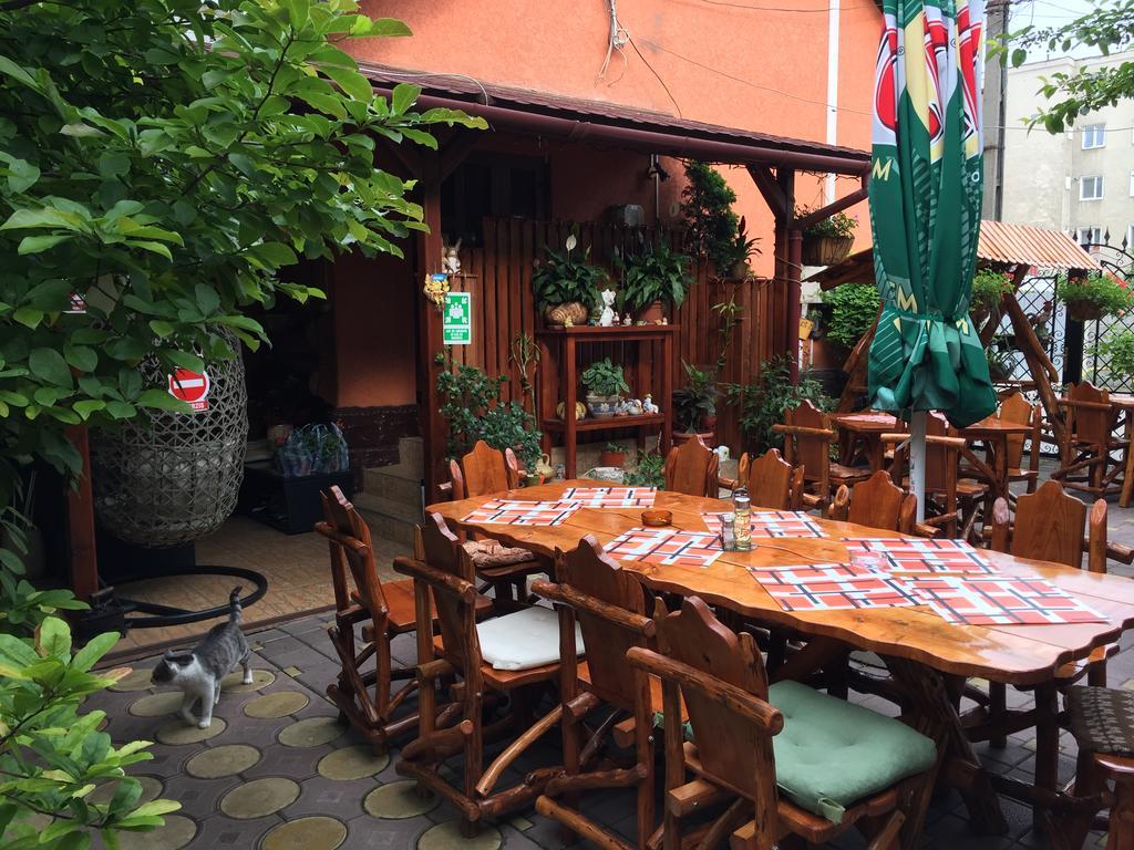 Casa Belazur Hotel Deva Buitenkant foto